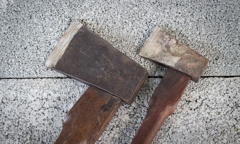 Axe Vs Hatchet What’s The Difference? Answered