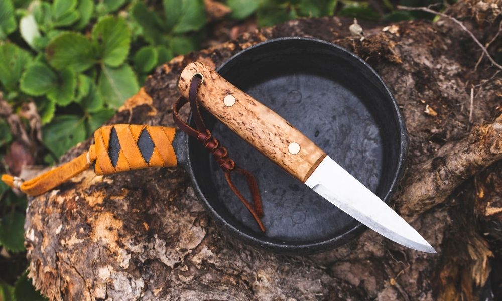 Top 10 Best Rated Bushcraft Knives – Guaranteed For Survival!