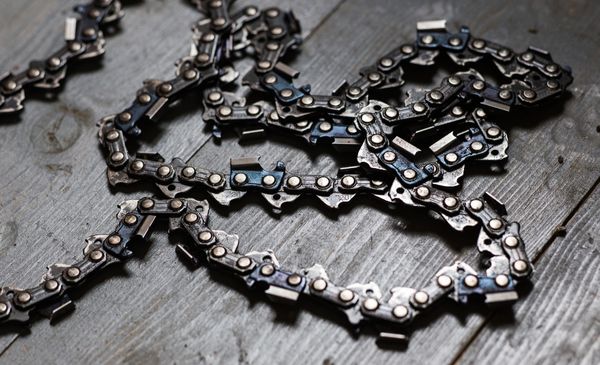 How To Easily Untangle A Chainsaw Chain